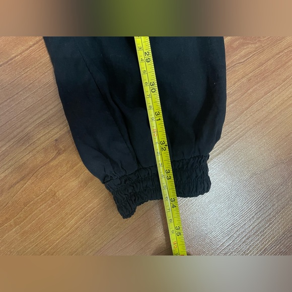 GUESS 100% Silk Joggers - Picture 2 of 8